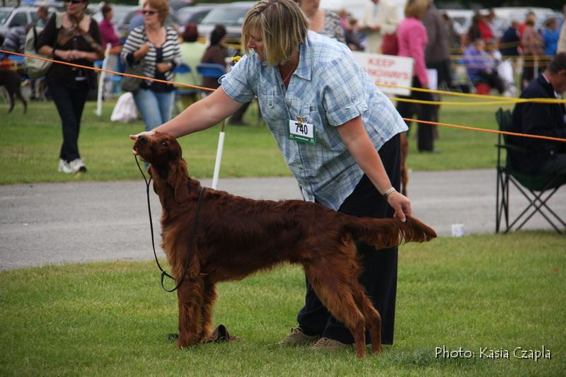 Kerryfair Gets Lucky Over Amberlight (2).jpg